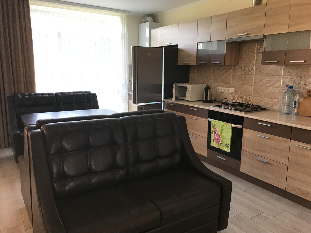 Gostynnyi Dvir Cottage Ternopil Eksteriør billede